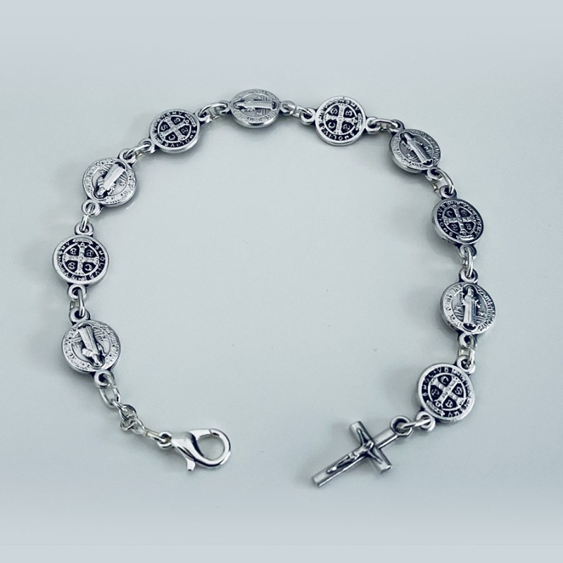 silver_st_benedict_bracelet_on_wire-sbbw-x