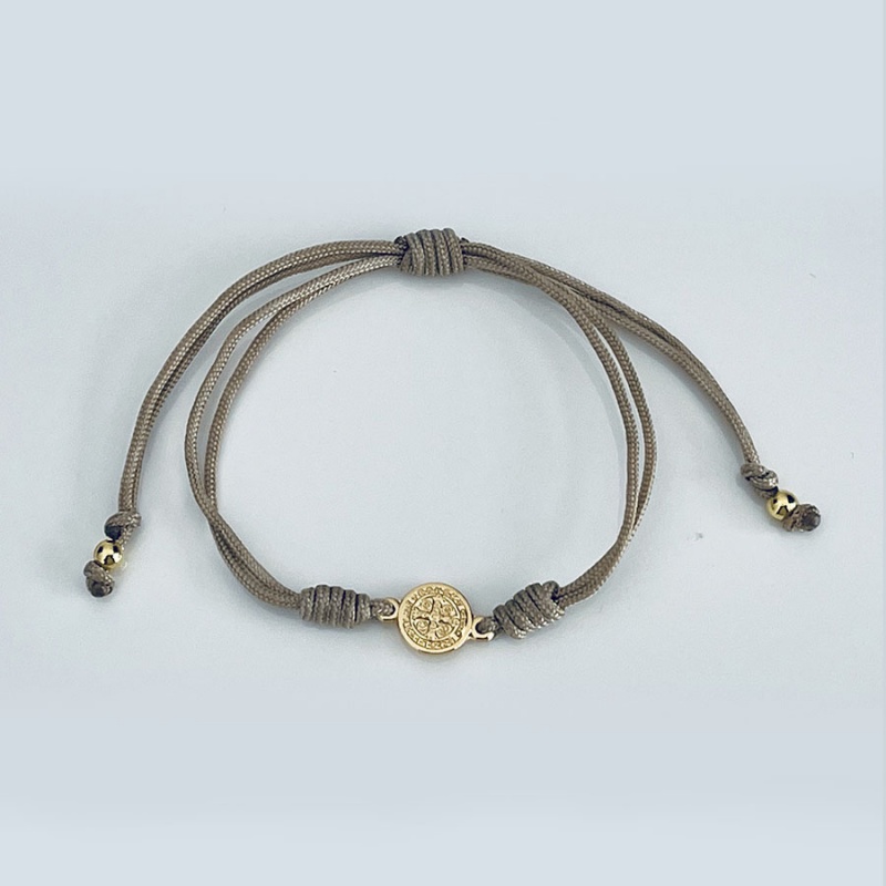 st_benedict_gold_string_bracelet_tan_thread-sbgsb5-x